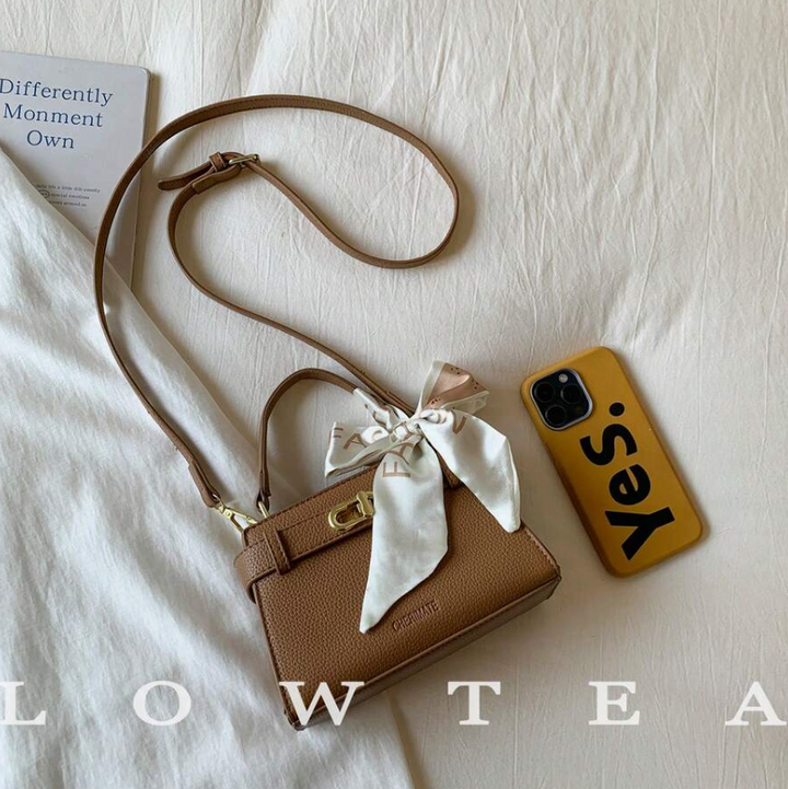 Low tea brown Lychee Pattern Ladies Handbag